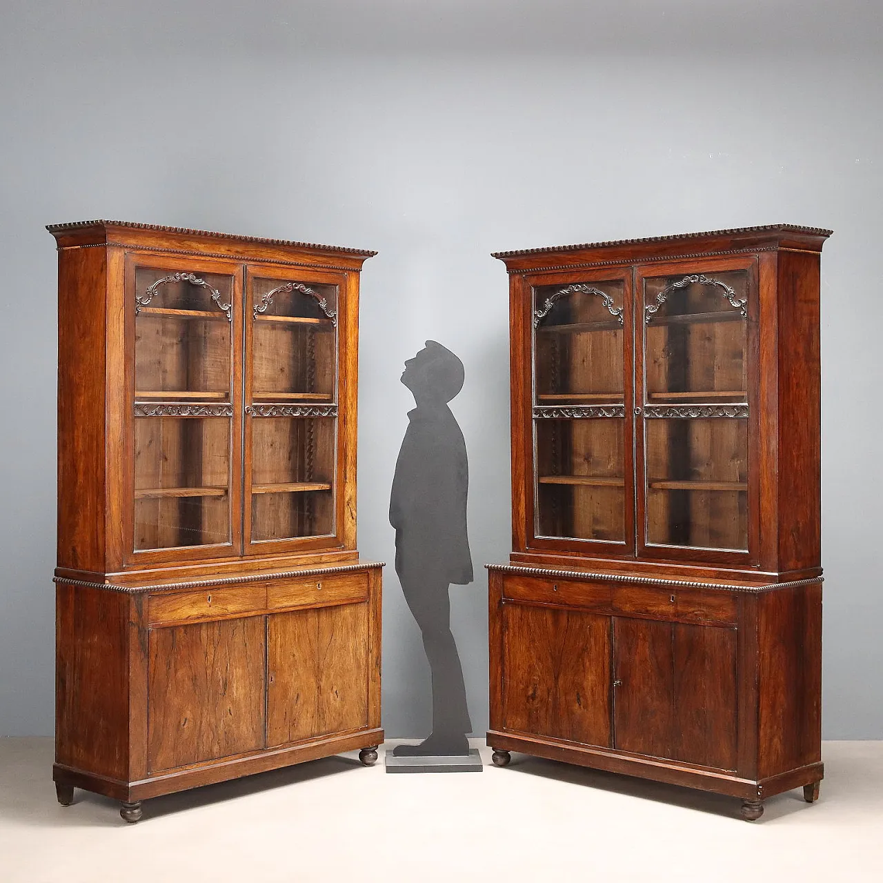 Pair of rosewood veneered bookcases, mid-19th century 3