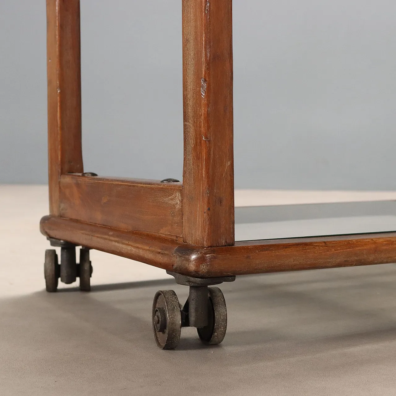 Bookcase with wheels in beech wood and transparent glass, 20th century 6