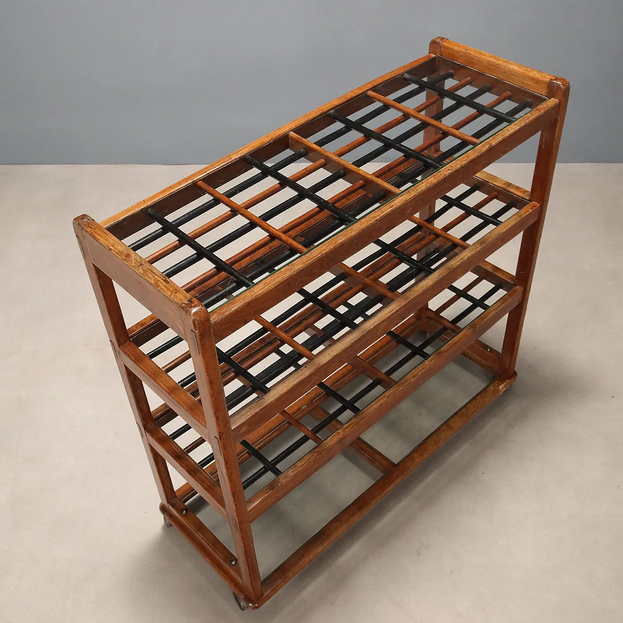 Bookcase with wheels in beech wood and transparent glass, 20th century 7