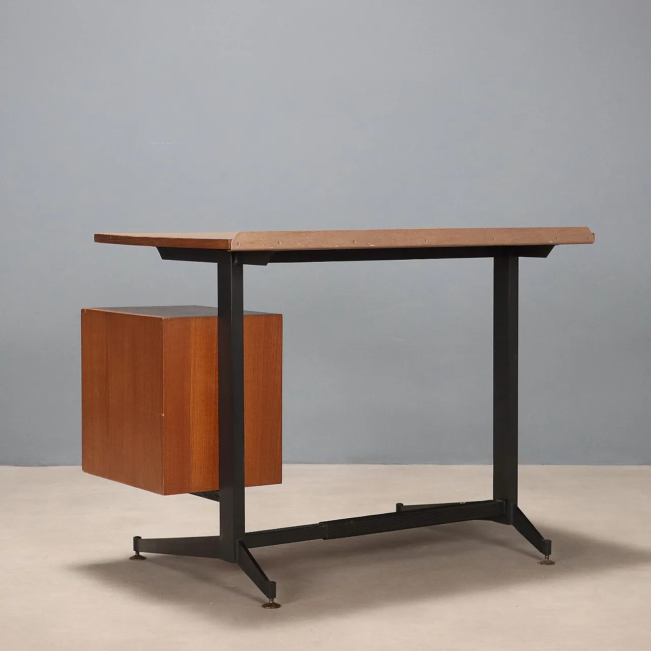 Desk with side drawer unit in teak and laminate, 20th century 9