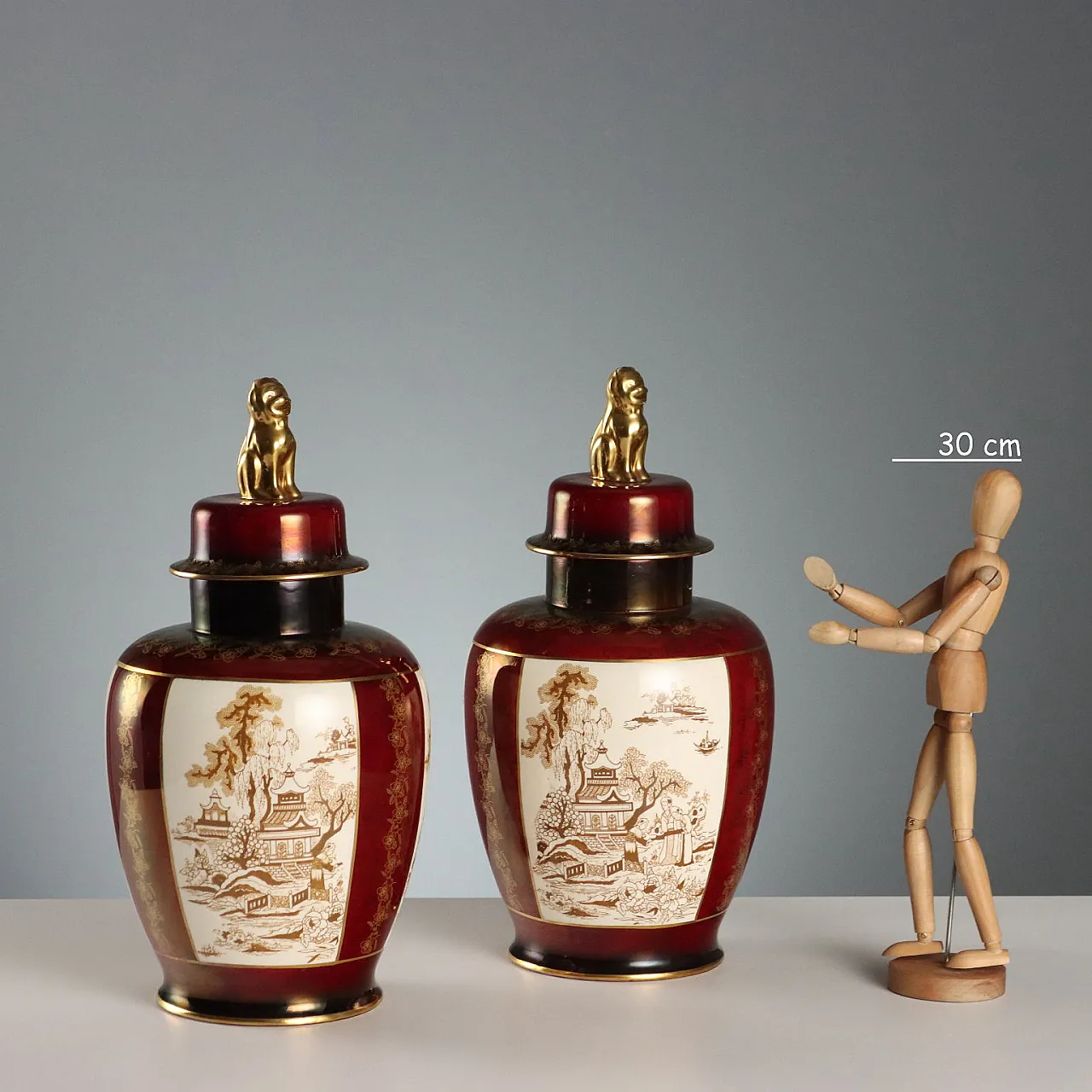 Pair of ceramic urn-shaped vases, 20th century 2