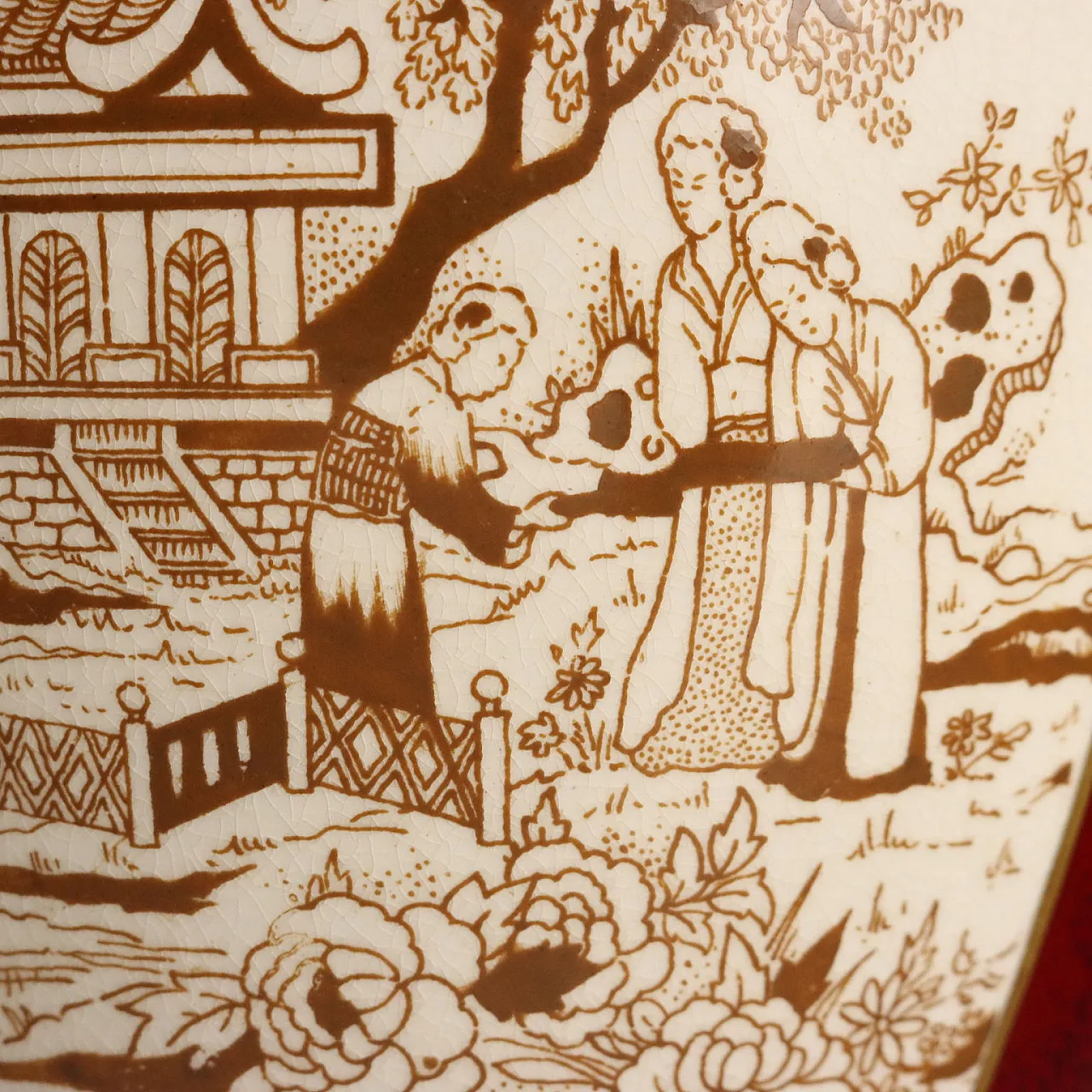 Pair of ceramic urn-shaped vases, 20th century 6