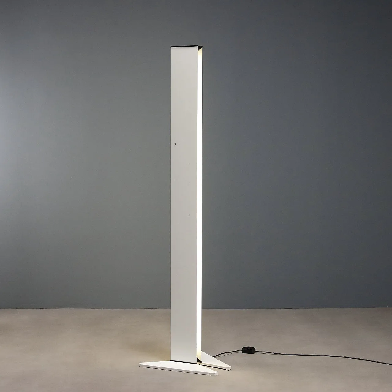 White lacquered metal floor lamp, 20th century 1