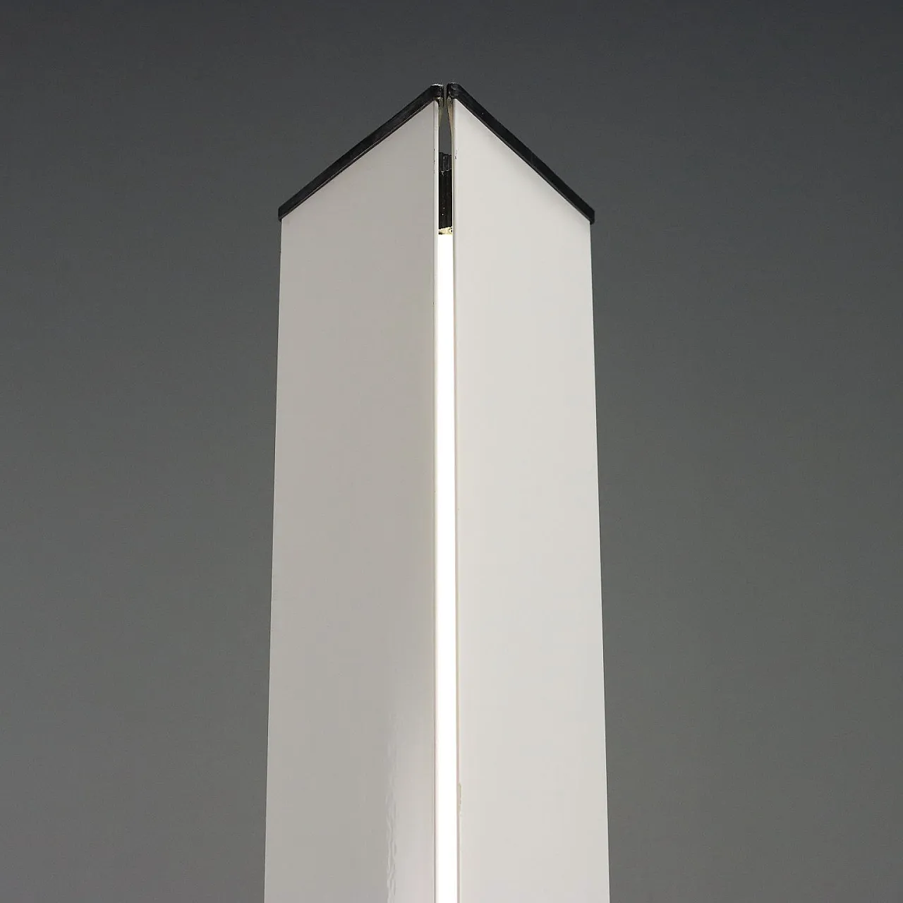 White lacquered metal floor lamp, 20th century 8
