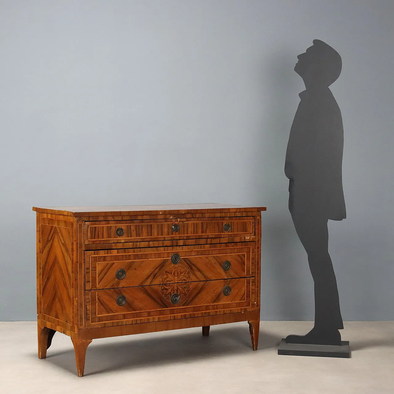 Cassettone neoclassico in noce, fine '700 2