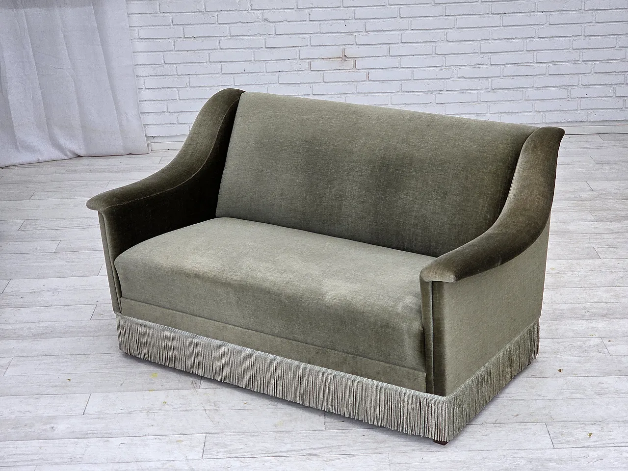 Danish 2-seater sofa in green furniture velour and beech wood, 1970s 16