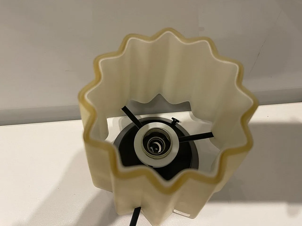 Coppia di applique plissettate in vetro di Murano, anni '80 5