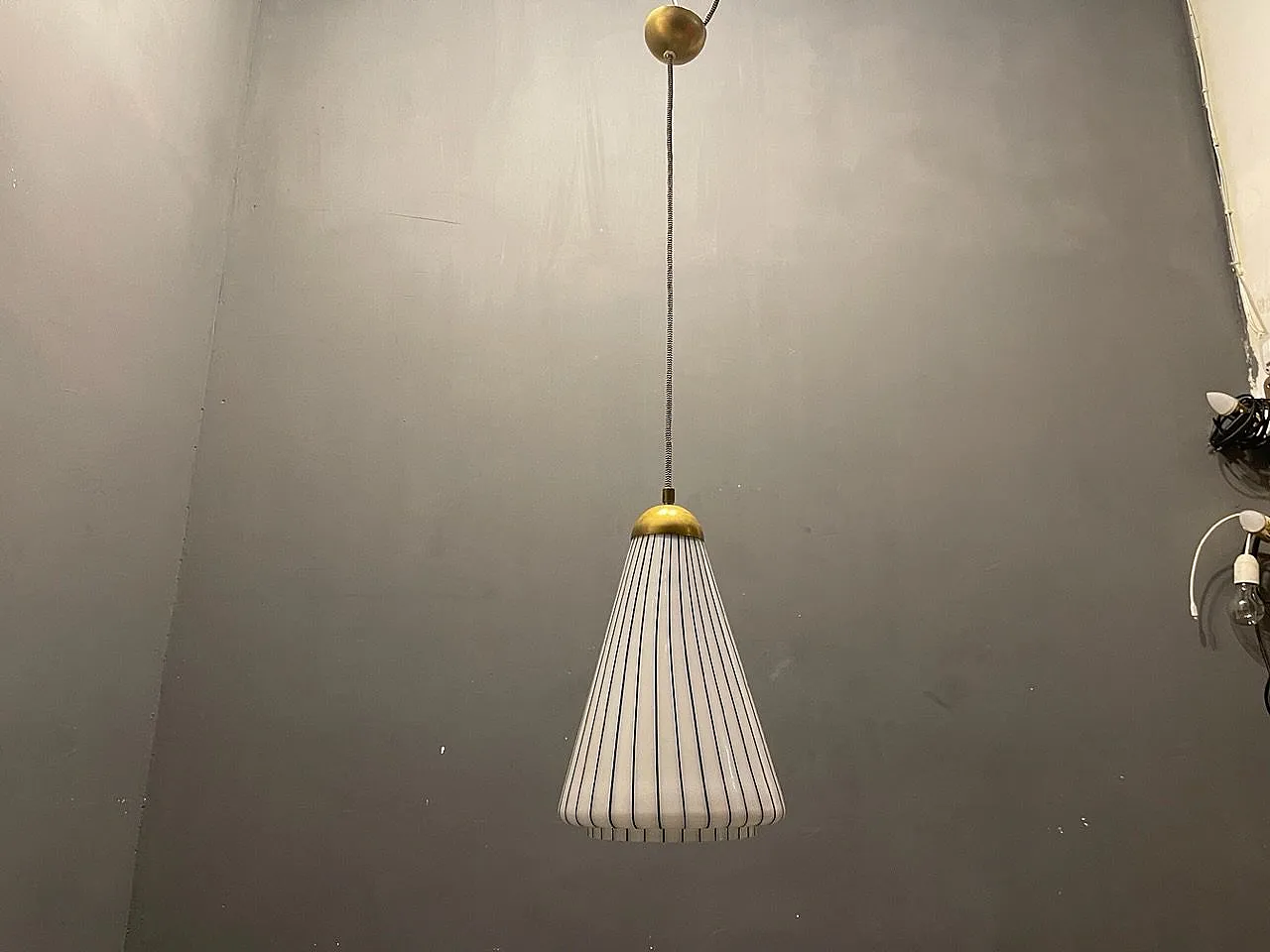 Lampada in vetro di Murano a righe bianche e nere, anni '80 3