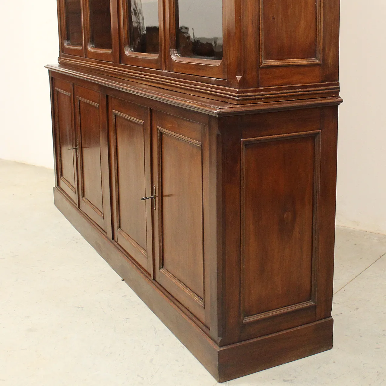 8-door bookcase mahogany, 19th century 10