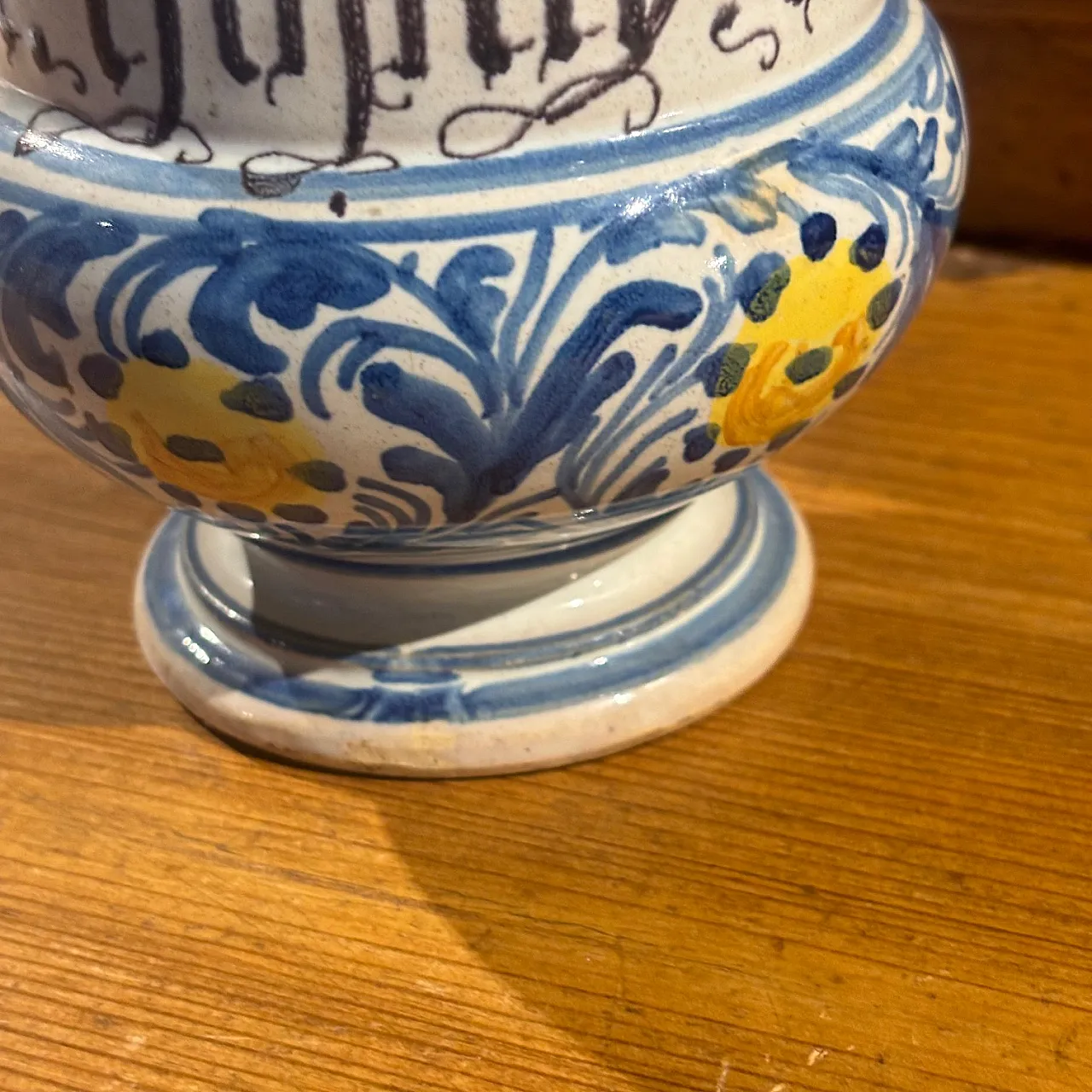 Albarello Faenza, pharmacy vase, 17th century 6