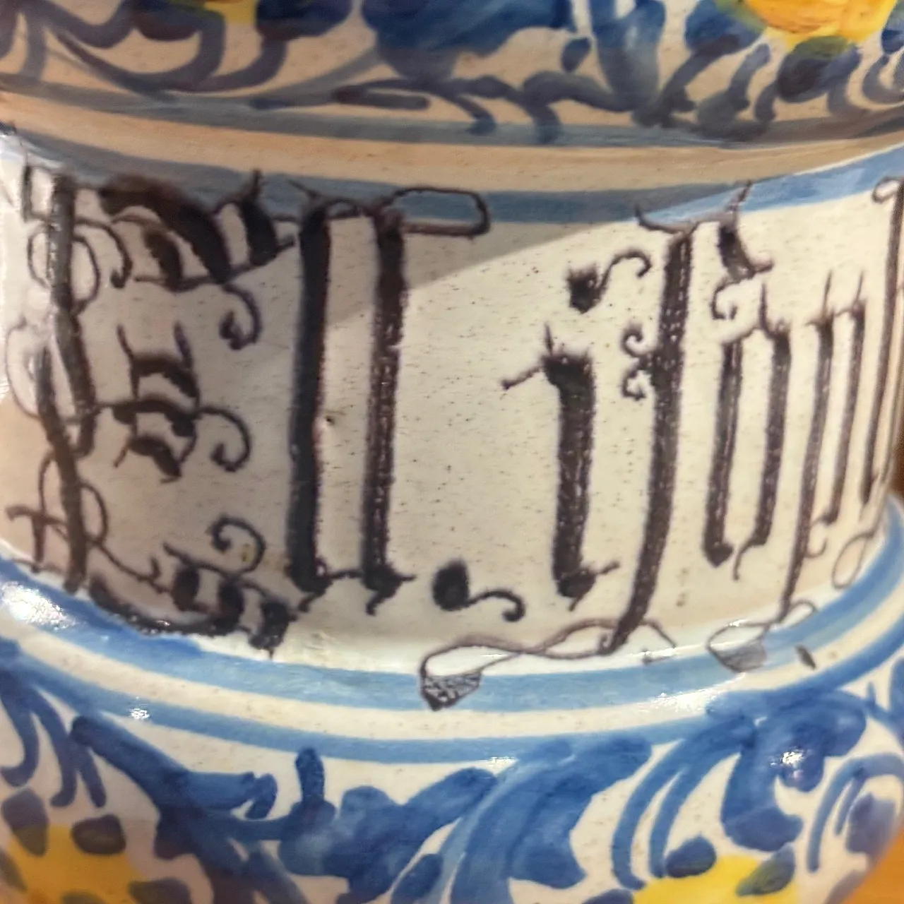 Albarello Faenza, pharmacy vase, 17th century 7