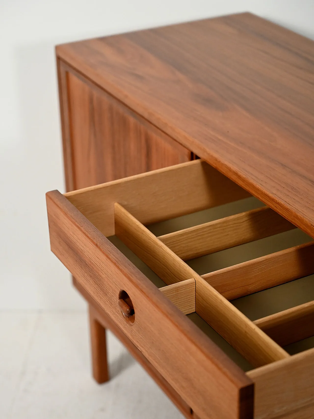 Credenza in teak modello Tiveden, anni '60 9