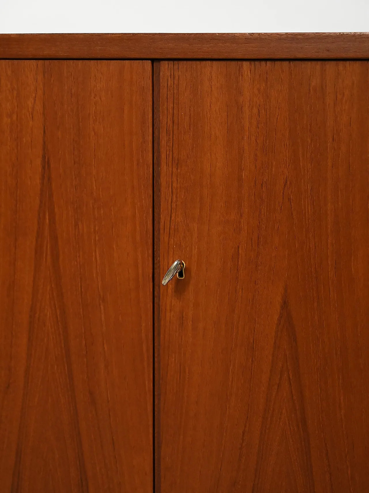 Scandinavian teak sideboard from the 60s 7