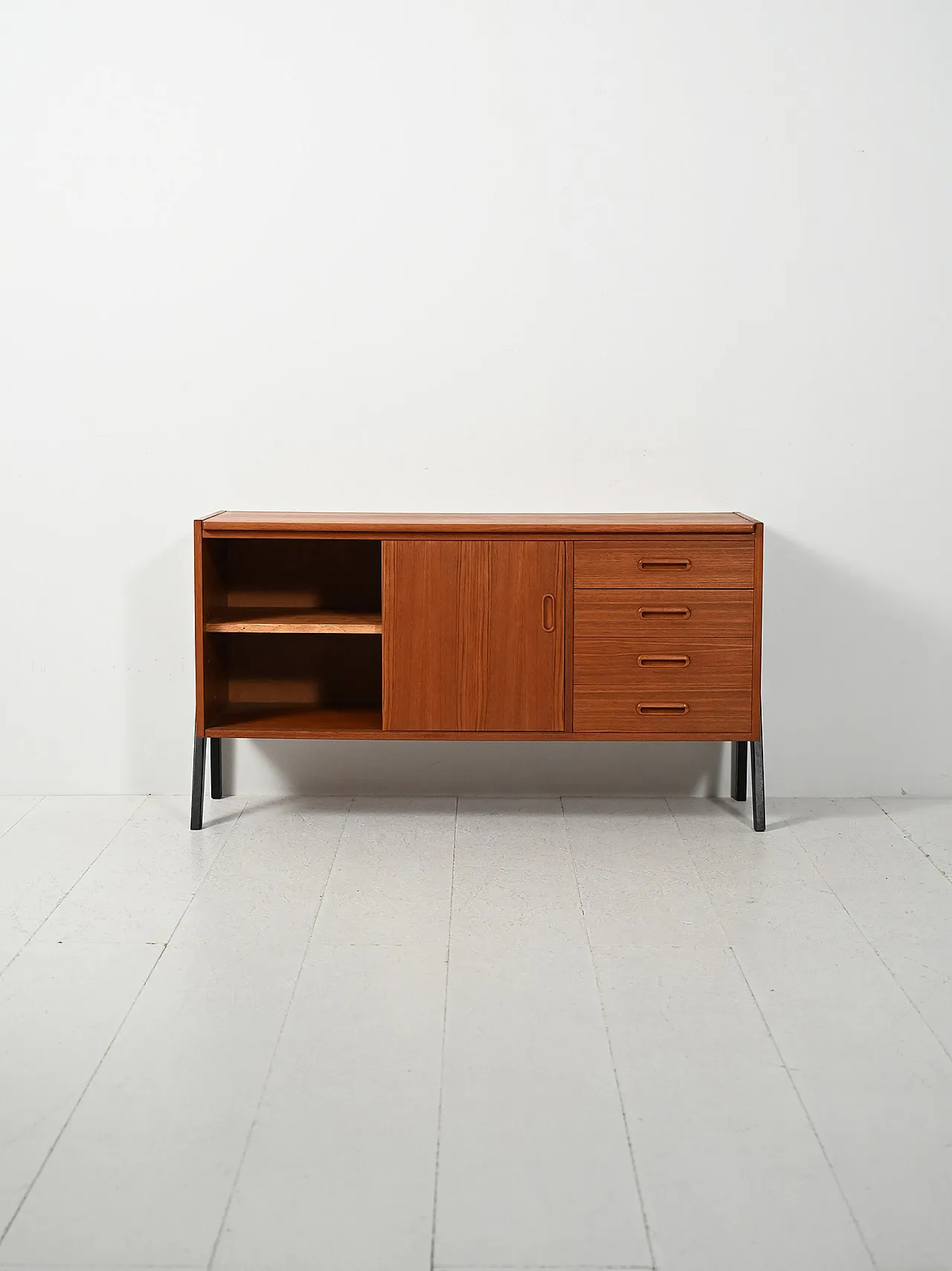 Small two-tone Scandinavian sideboard, 60s 3
