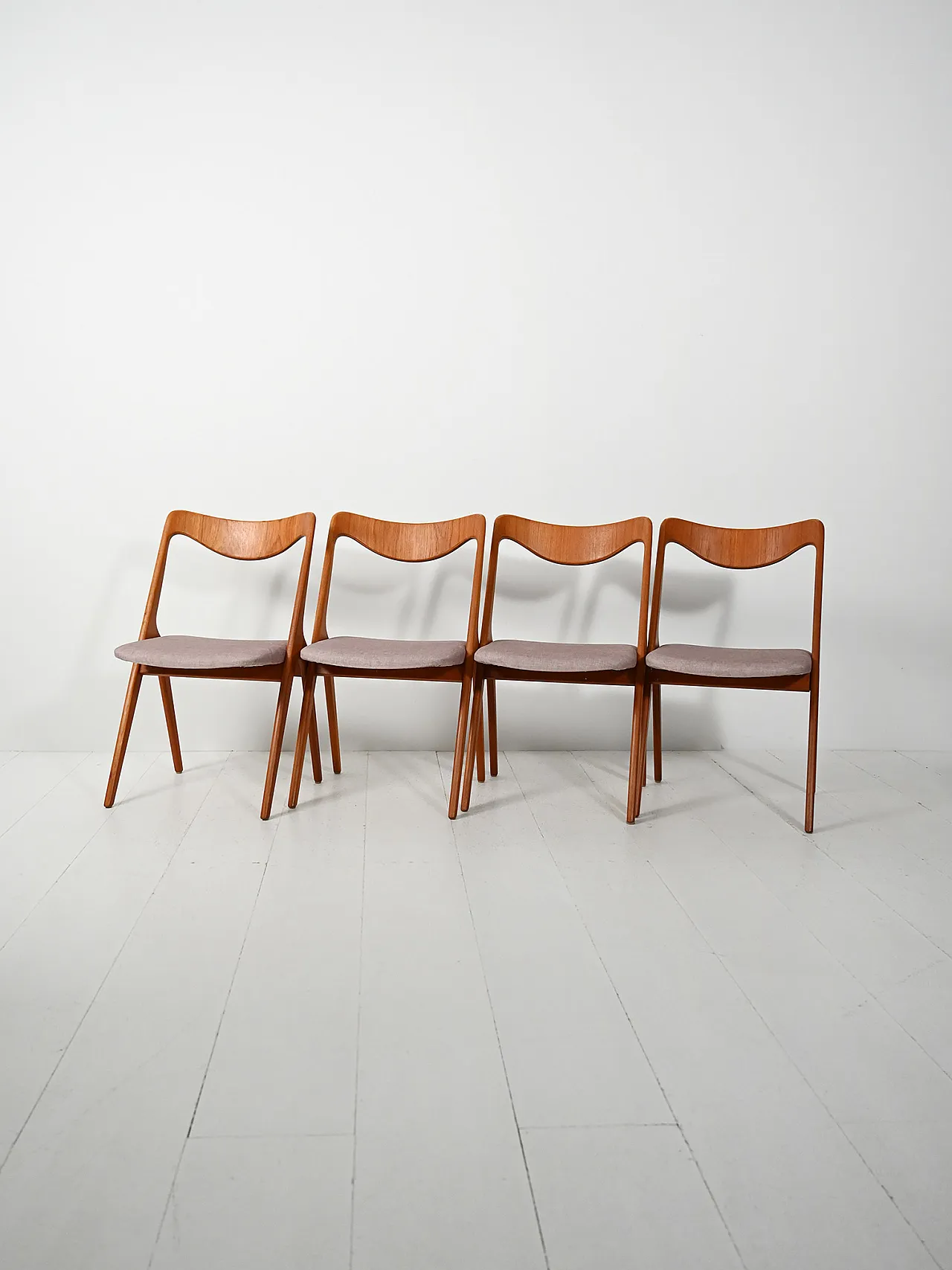 4 sedie da pranzo Storken, anni '70 1