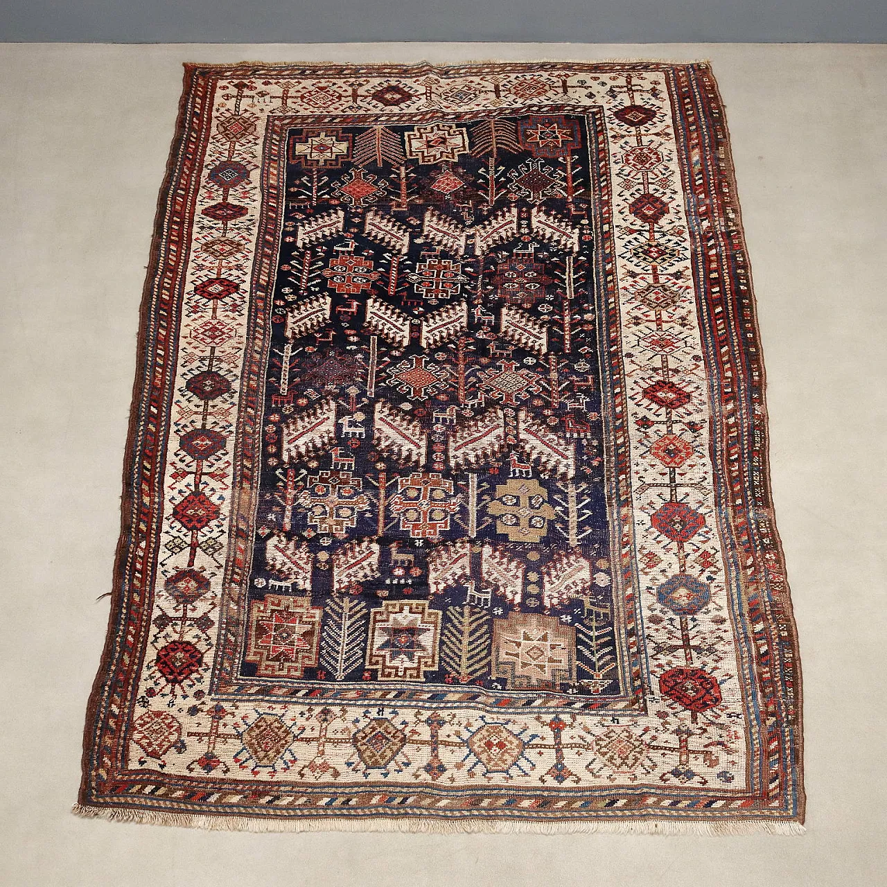 Shiraz wool carpet, large knot, handmade, 20th century 3
