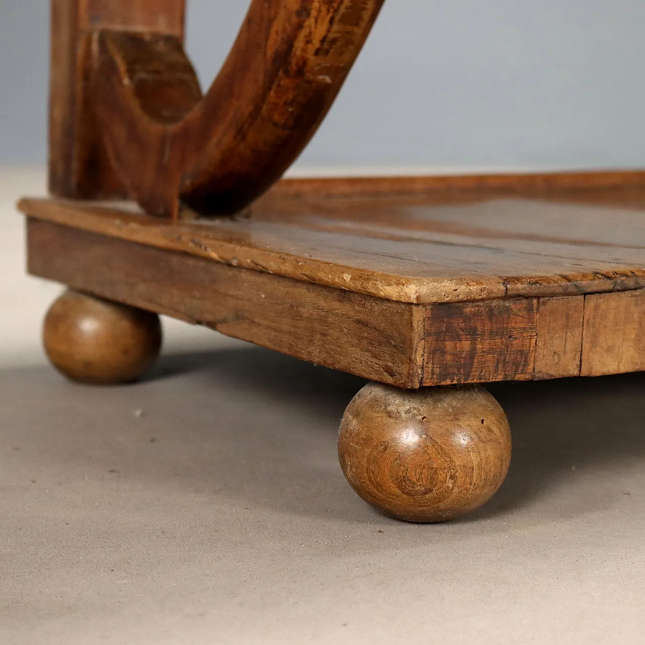 Empire console table in walnut, early 19th century 5
