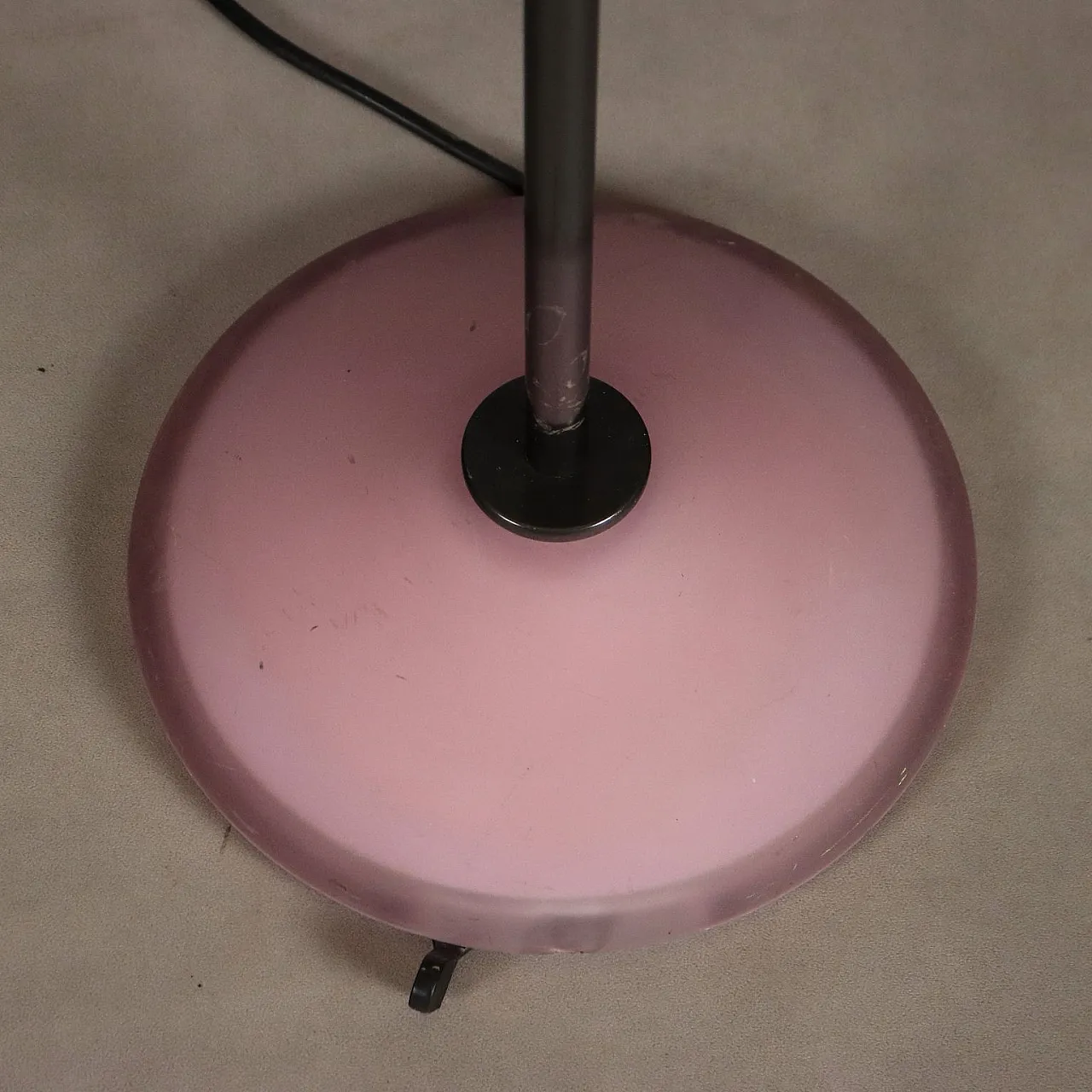 Floor lamp in metal and satin-finish glass, 20th century 4