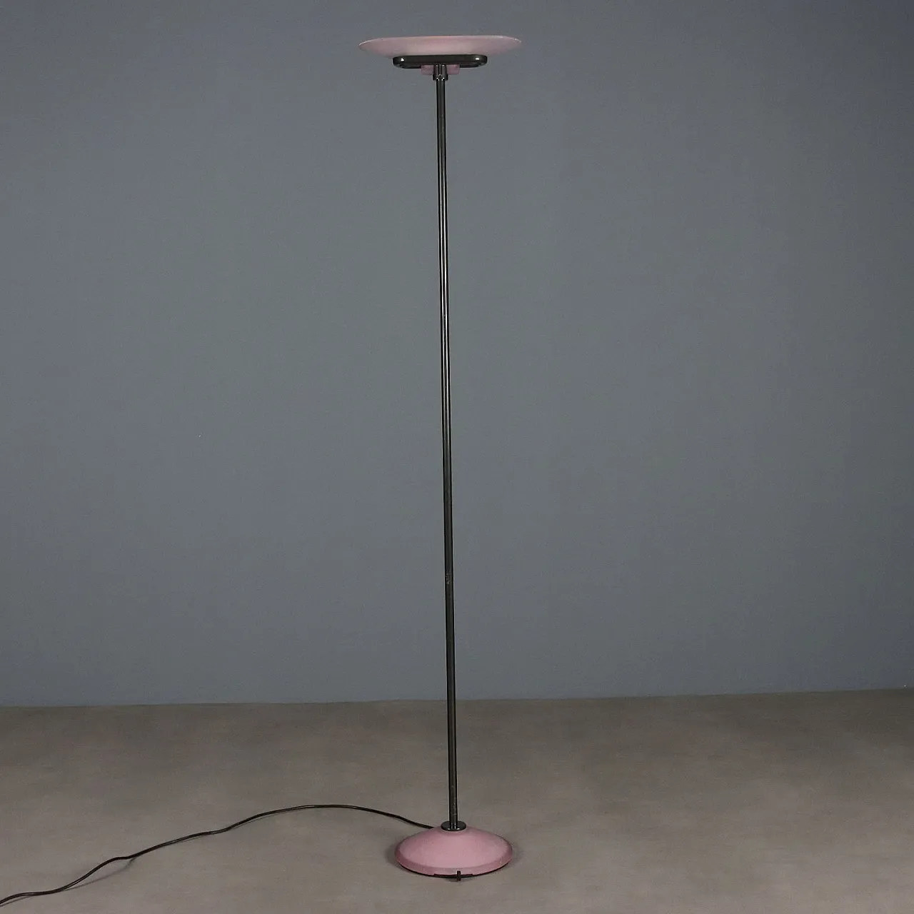 Floor lamp in metal and satin-finish glass, 20th century 7
