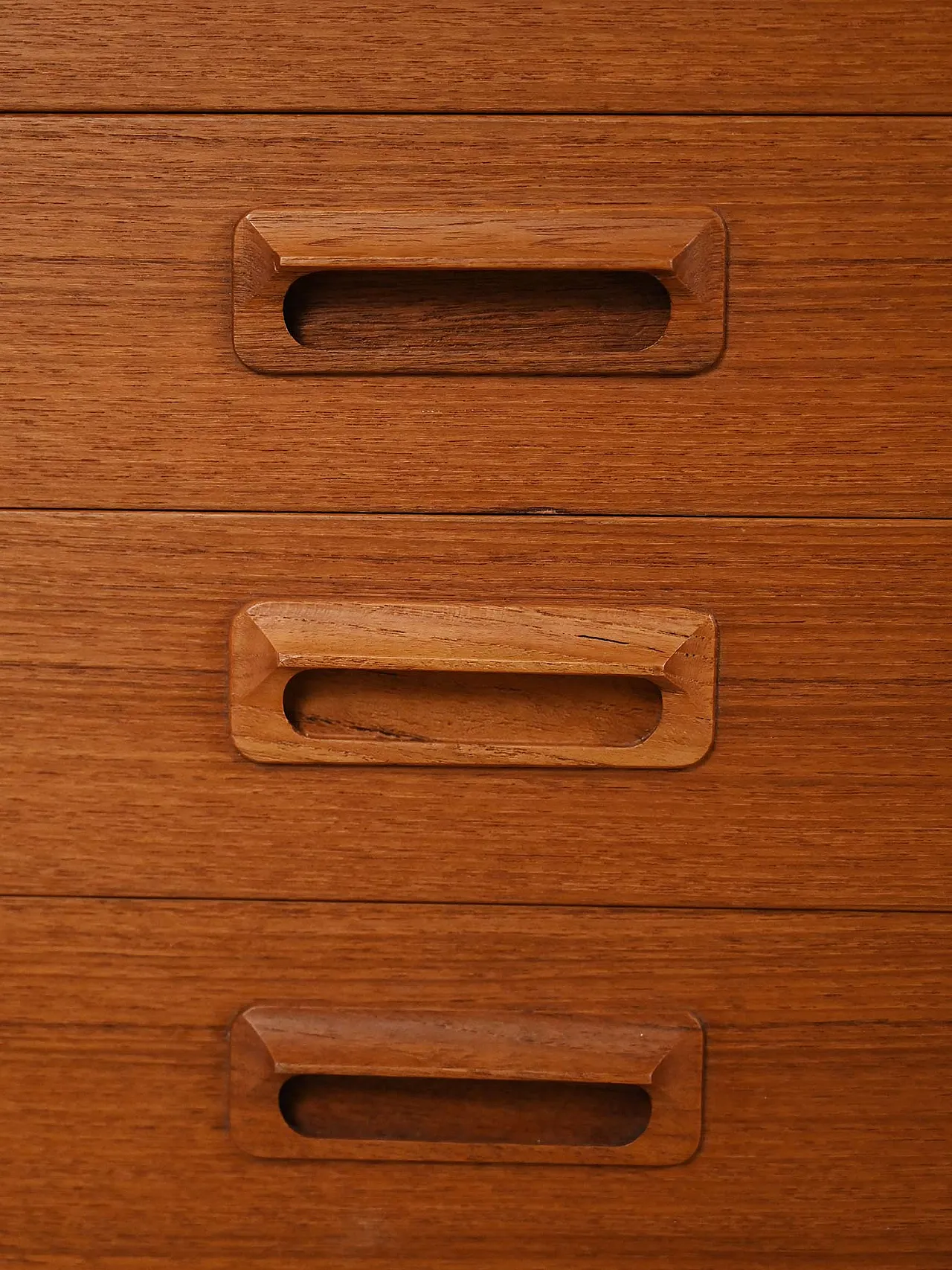 Credenza scandinava con maniglie a sbalzo, anni '60 8