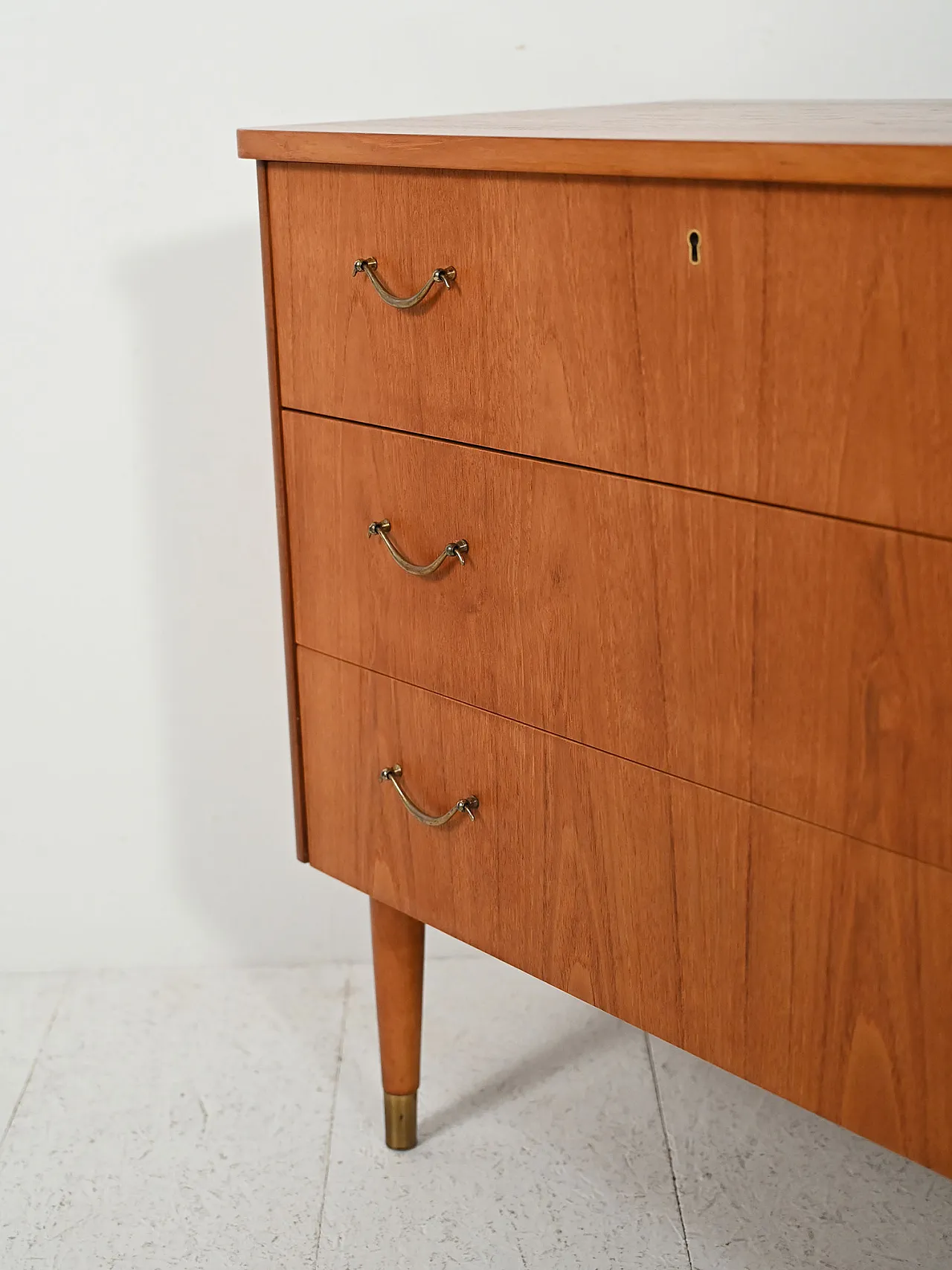 Scandinavian chest of drawers in teak with brass inserts, 1950s 7