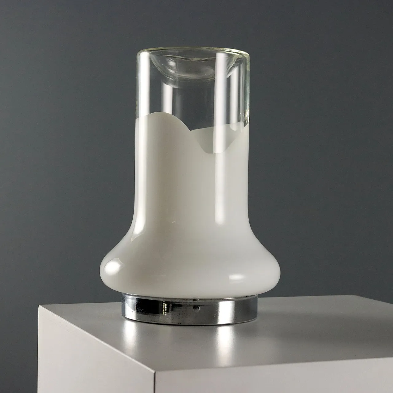 Two-tone Murano glass table lamp, 20th century 4