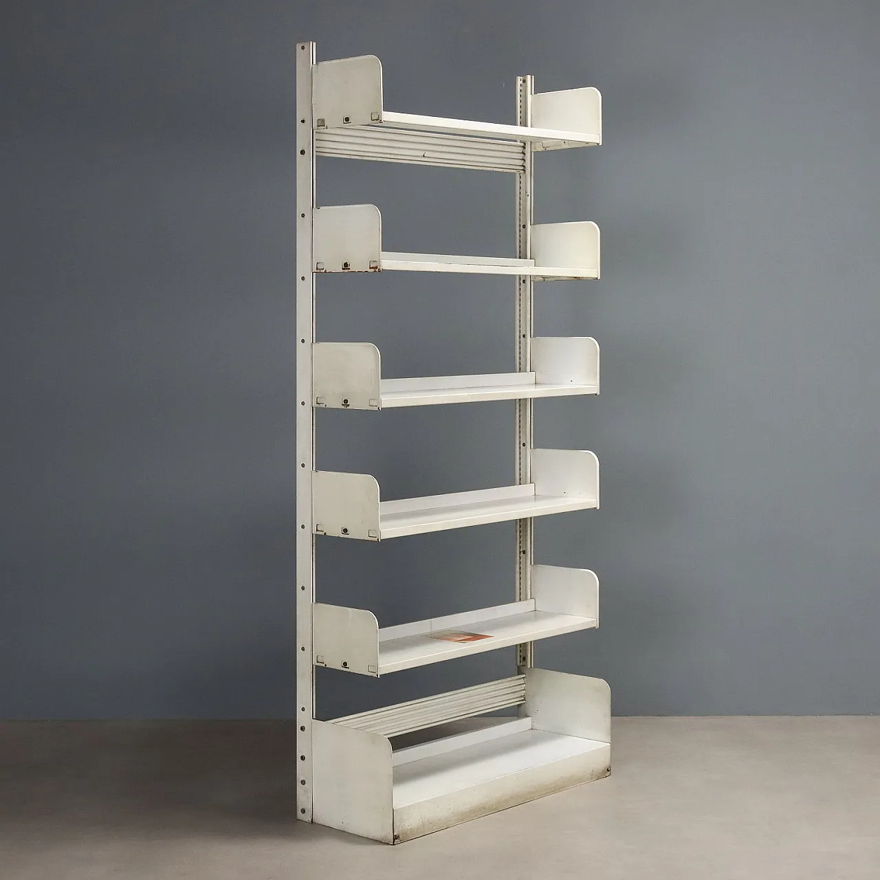 Bookcase with adjustable shelves in enameled metal, 20th century 1