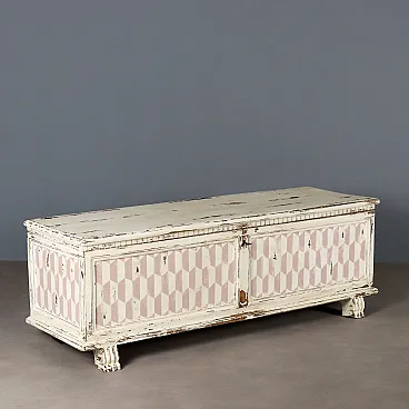 Chest in lacquered walnut and wrought iron, 18th century