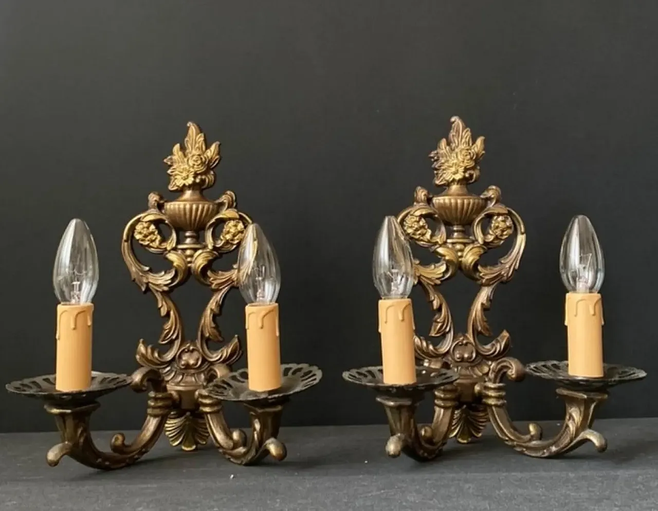 Pair of brass and bronze sconces, 1960s 2