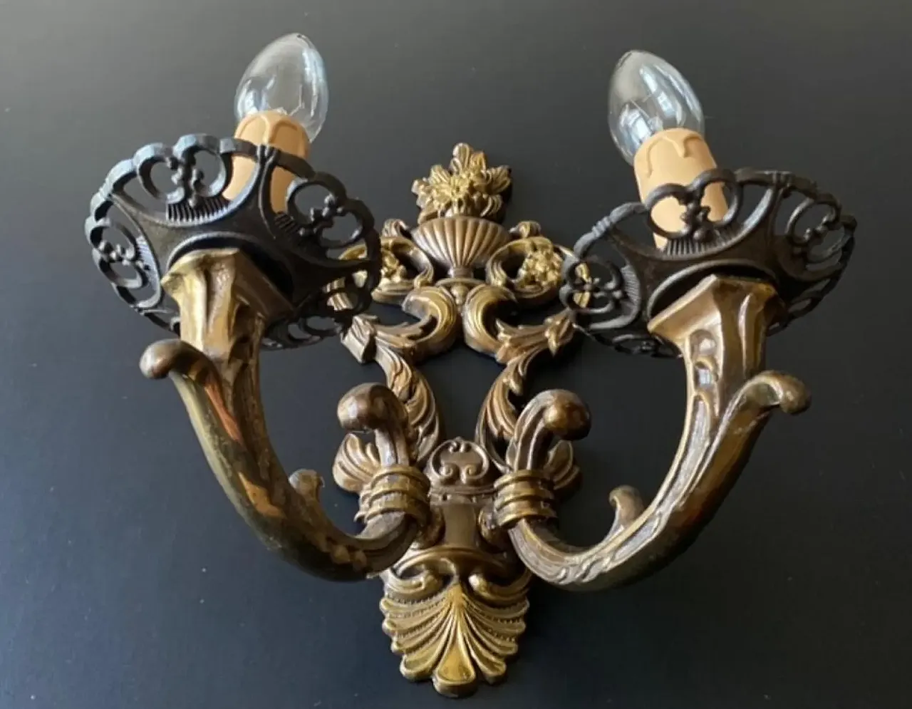 Pair of brass and bronze sconces, 1960s 7