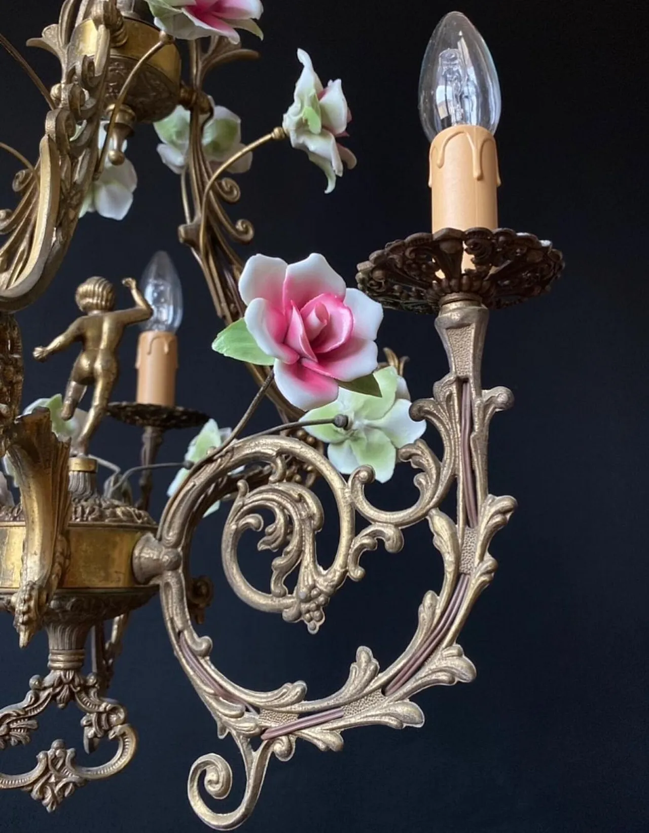 Chandelier with ceramic roses and cherubino, 1960s 3