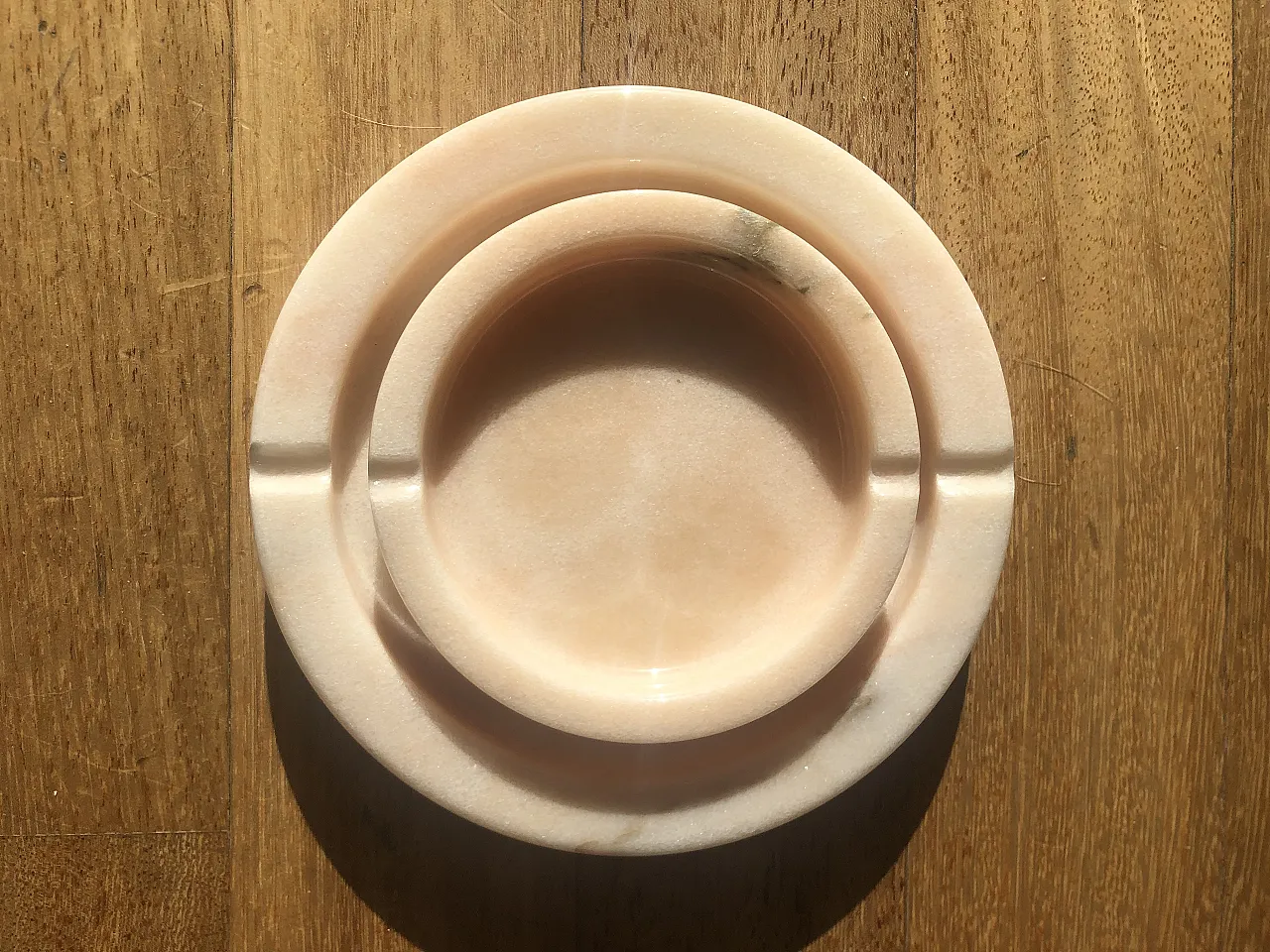 Coppia di posacenere di Casigliani in marmo salmone, anni '80 6