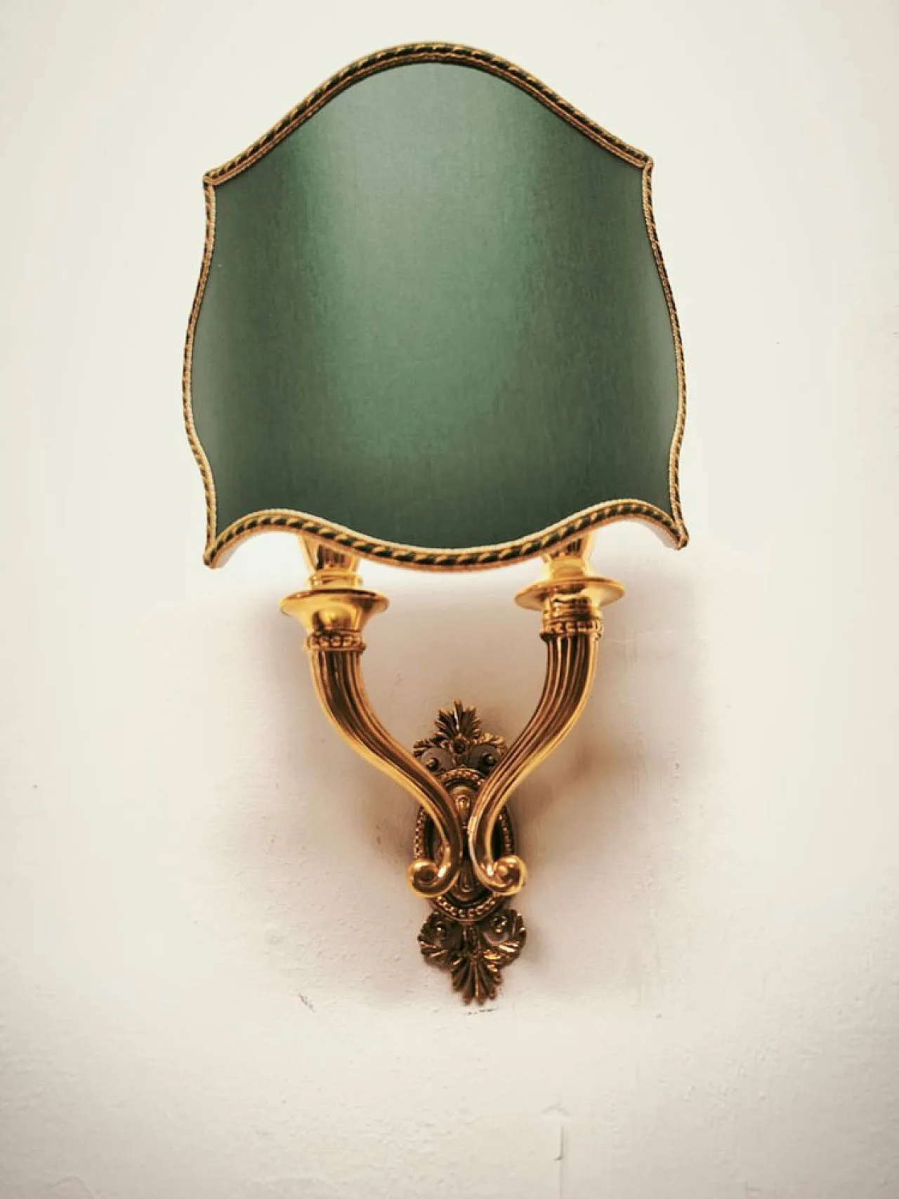 Double-light wall lamp with green fabric fan, 1940s 9