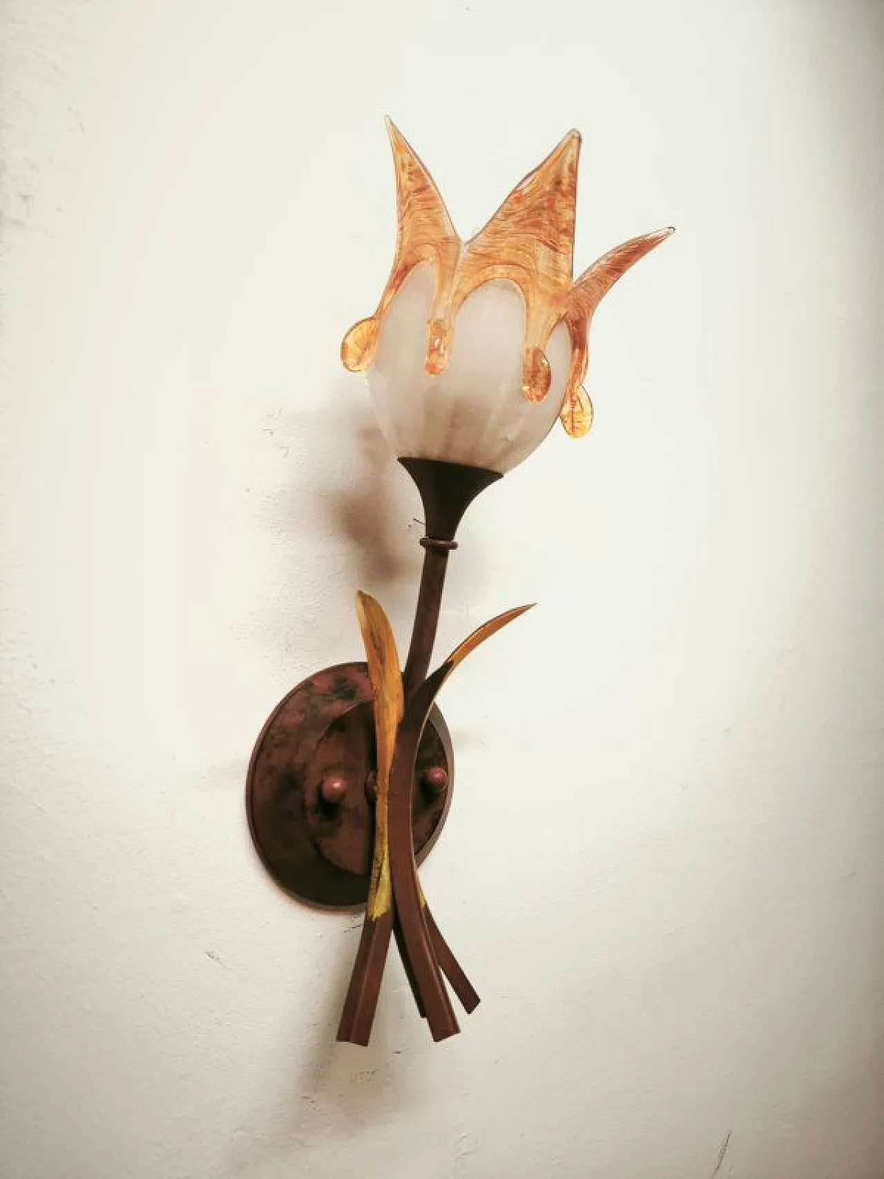 Iron wall lamp with Murano glass shade, 1980s 12