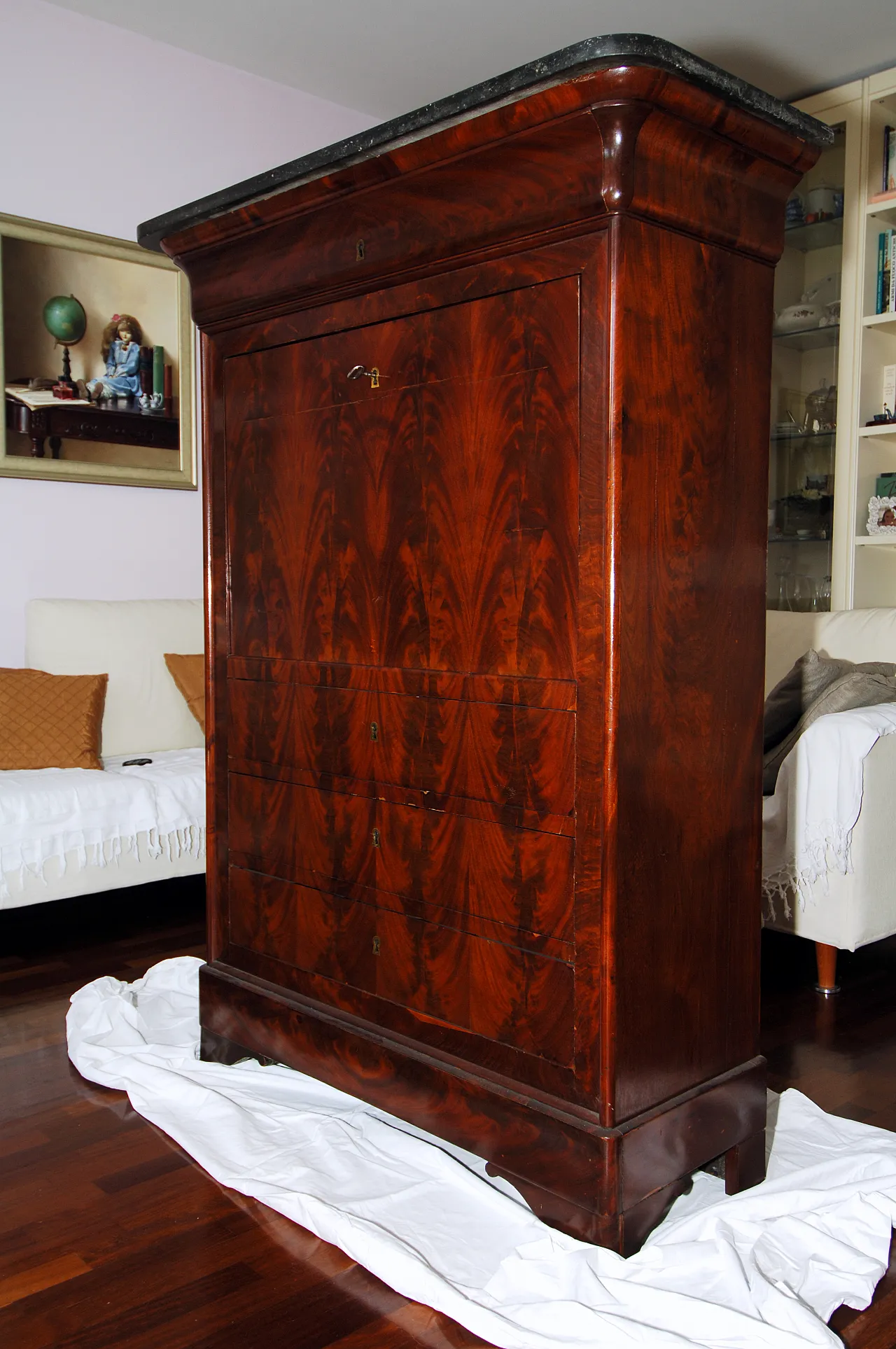 French mahogany feather secretaire, Mid 19th century 4