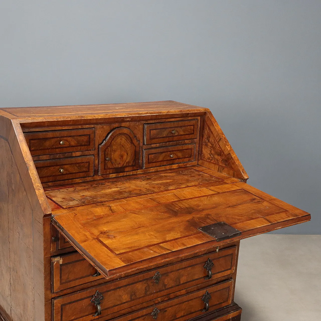 Ribalta in noce, radica di noce e finiture in mogano, fine '700 3