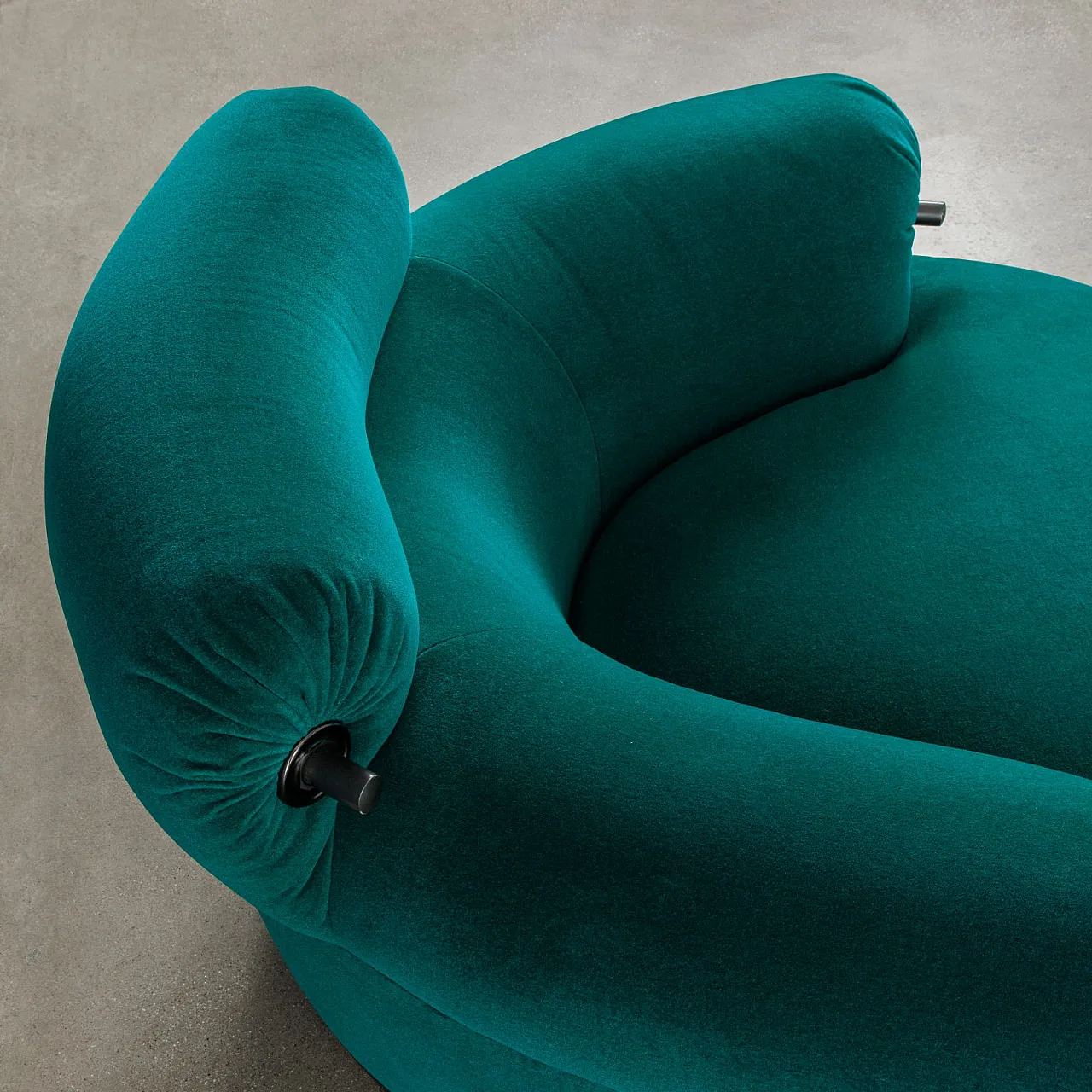 Coppia di Poltrone con poggiapiedi di Dominioni per Azucena, anni '80 7