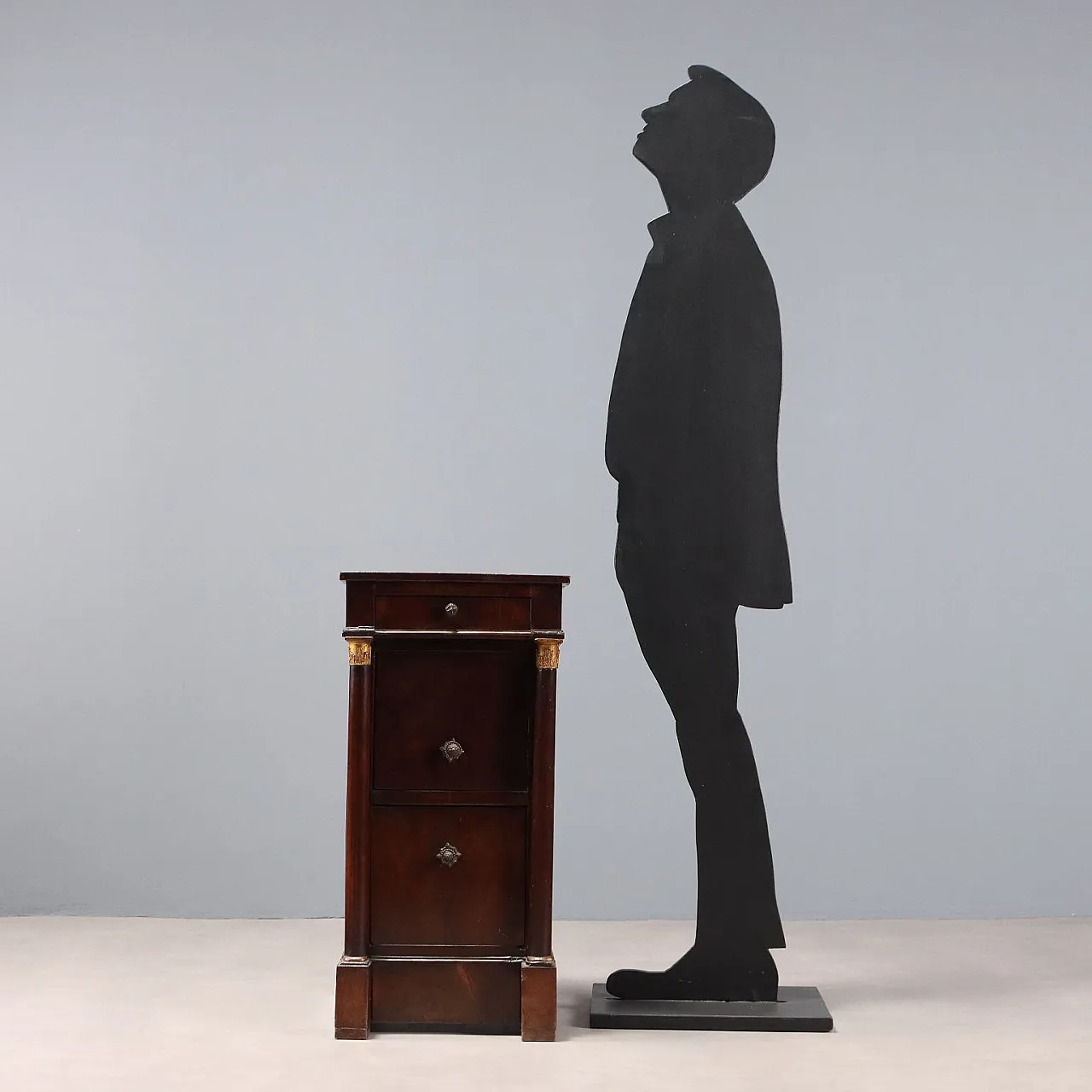 Empire walnut bedside table, 19th century 3