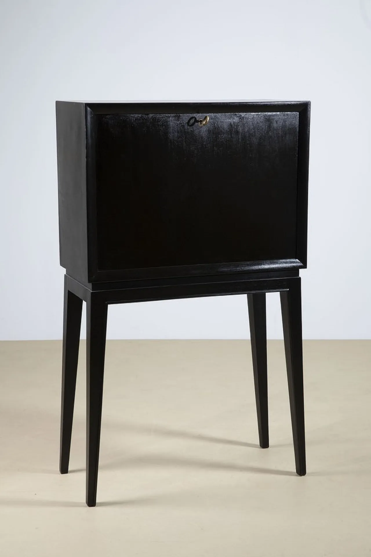 Mid-Century Modern bar cabinet in ebonized wood, 1950s 4