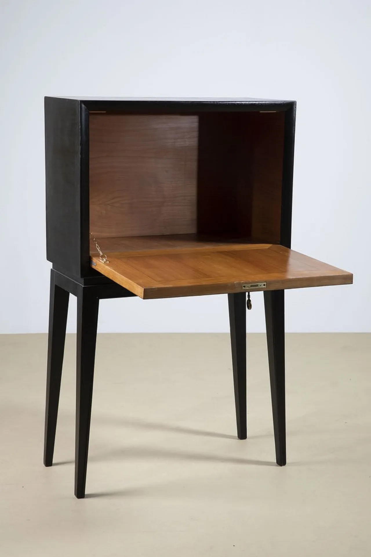 Mid-Century Modern bar cabinet in ebonized wood, 1950s 6