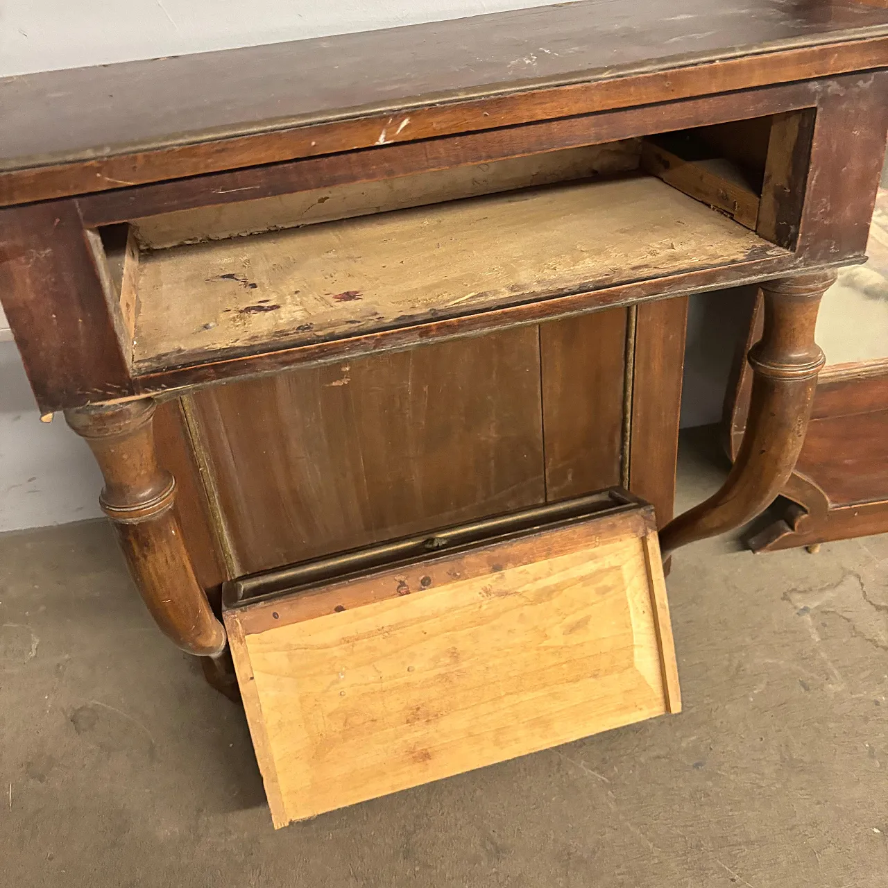 Mirrored suspended Empire console in walnut, 19th century 2