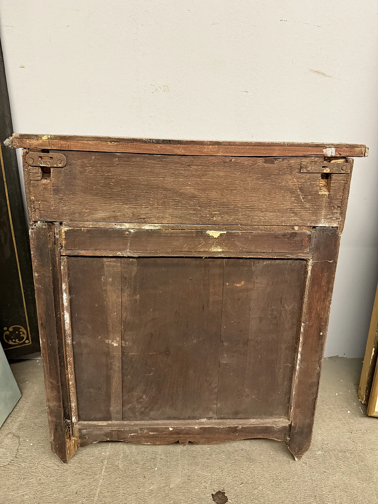 Mirrored suspended Empire console in walnut, 19th century 9