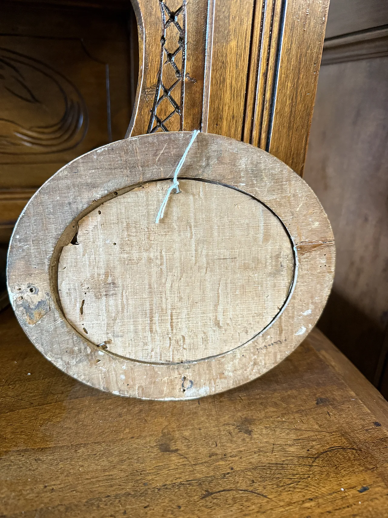 Painting on oval paper depicting seascape,  17th century 5