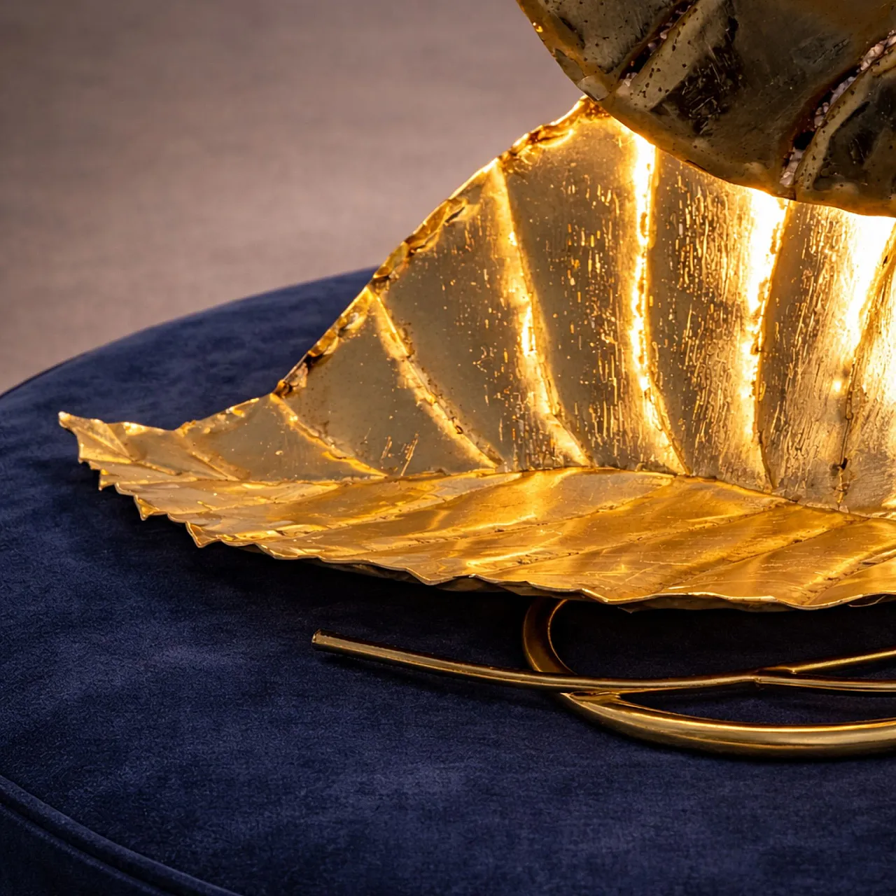 Lampada in ottone stile Tommaso Barbi, anni 70 2