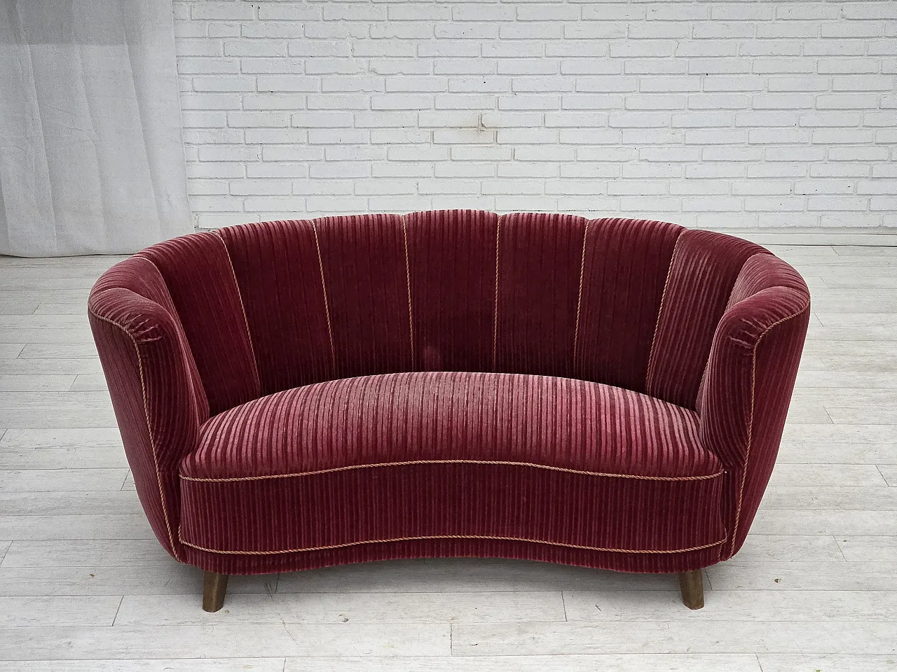 Danish 2-seater Banana sofa, red velour, oak wood, 1960s 1