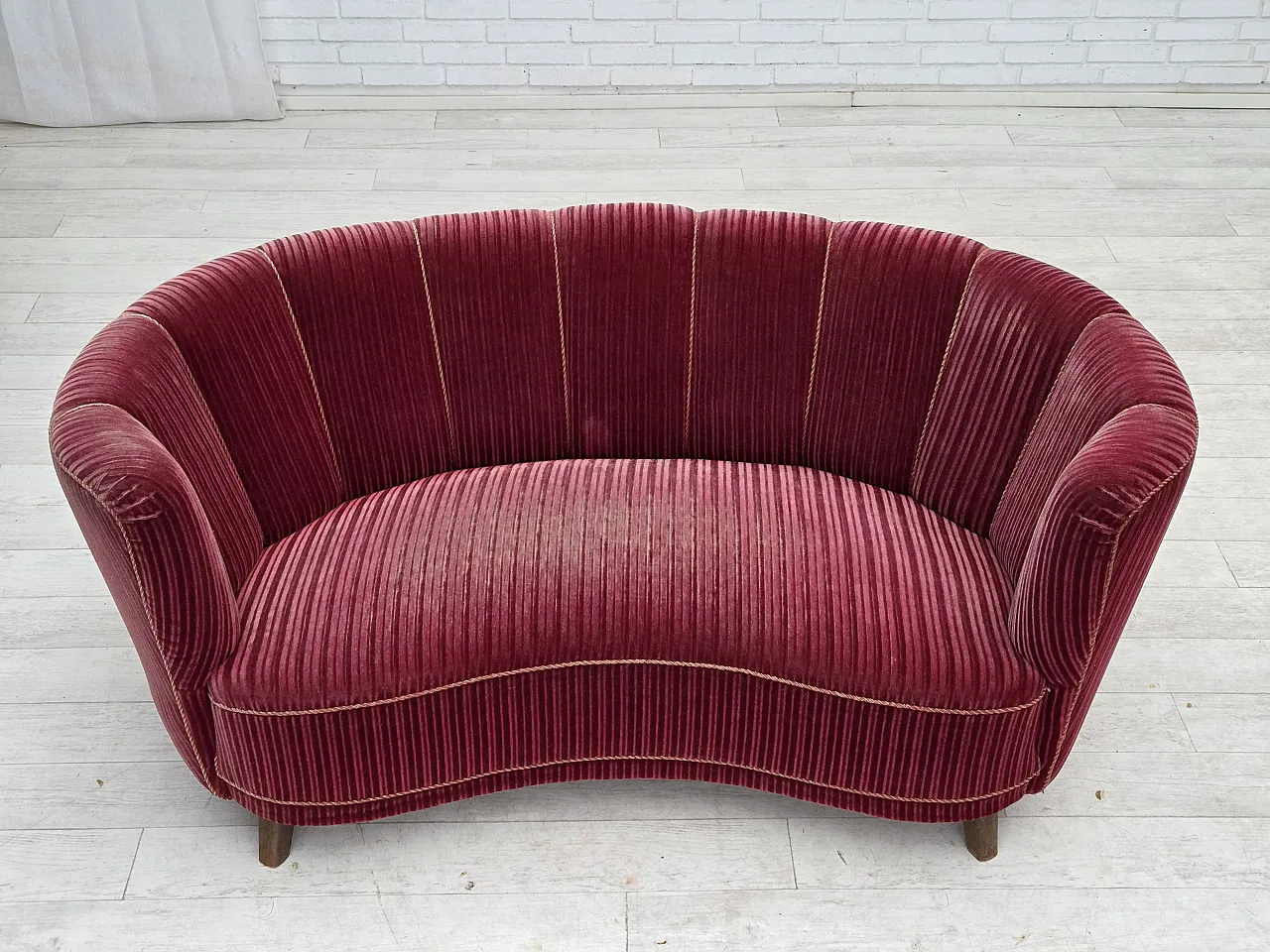 Danish 2-seater Banana sofa, red velour, oak wood, 1960s 2