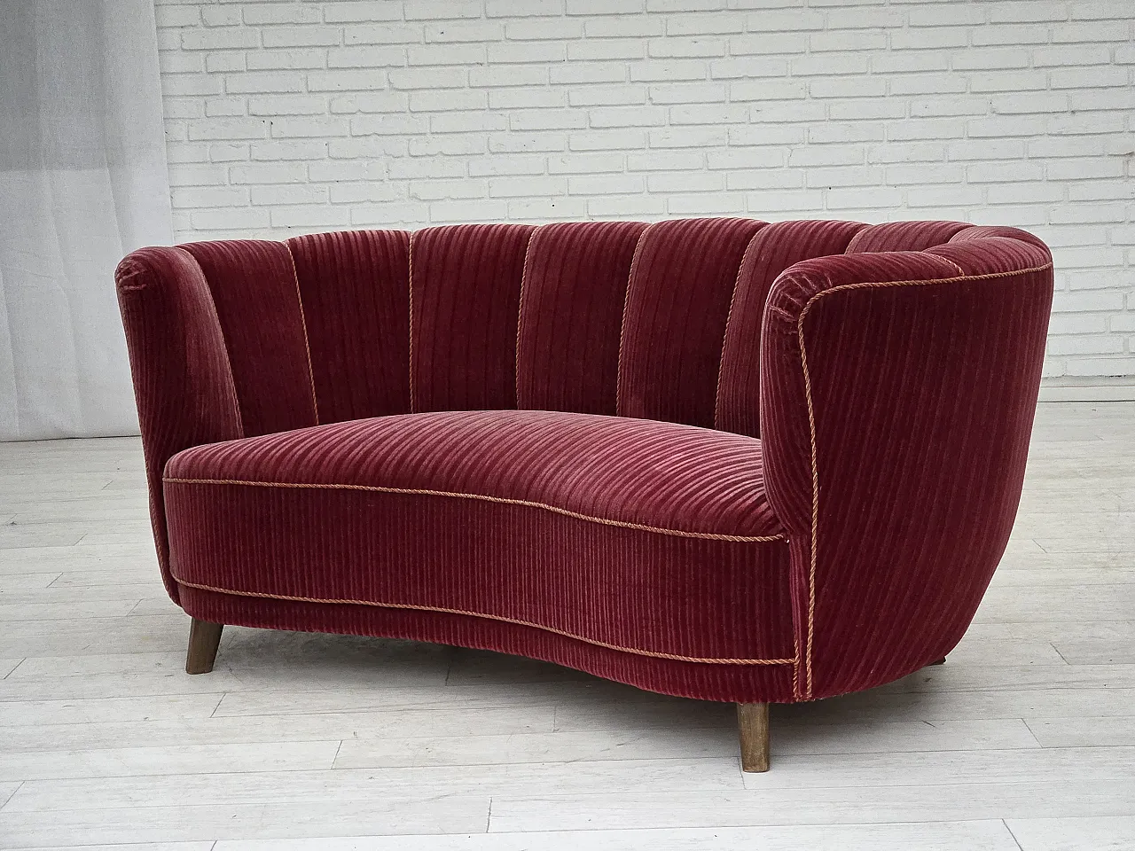Danish 2-seater Banana sofa, red velour, oak wood, 1960s 9