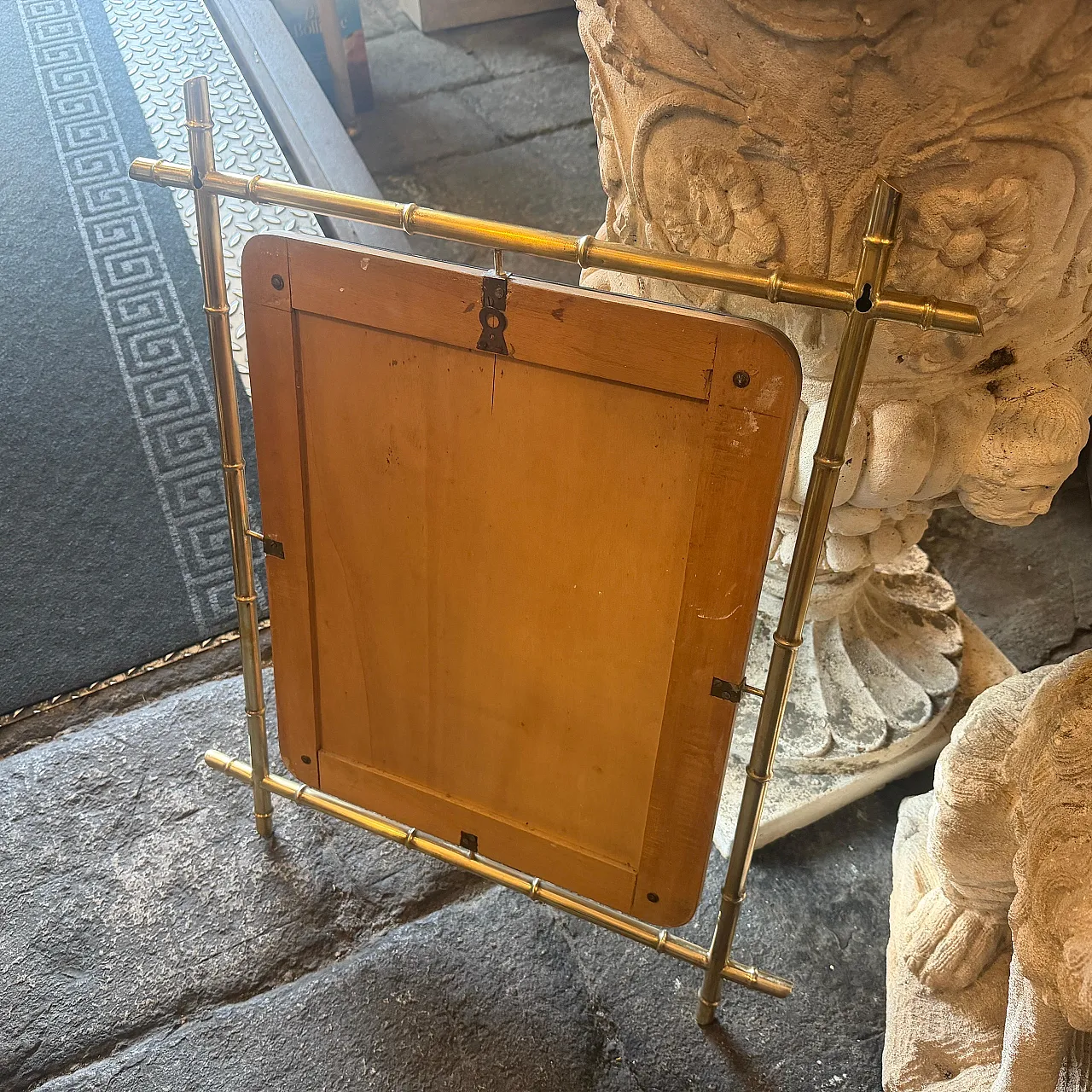 Specchio da parete a forma di bambù in ottone, anni '60 5