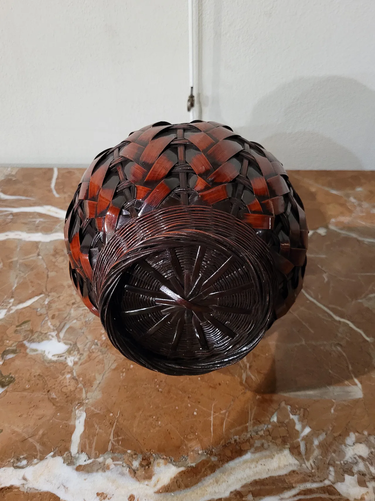 Ikebana vase in woven bamboo on porcelain base, Japan, 20th c. 7