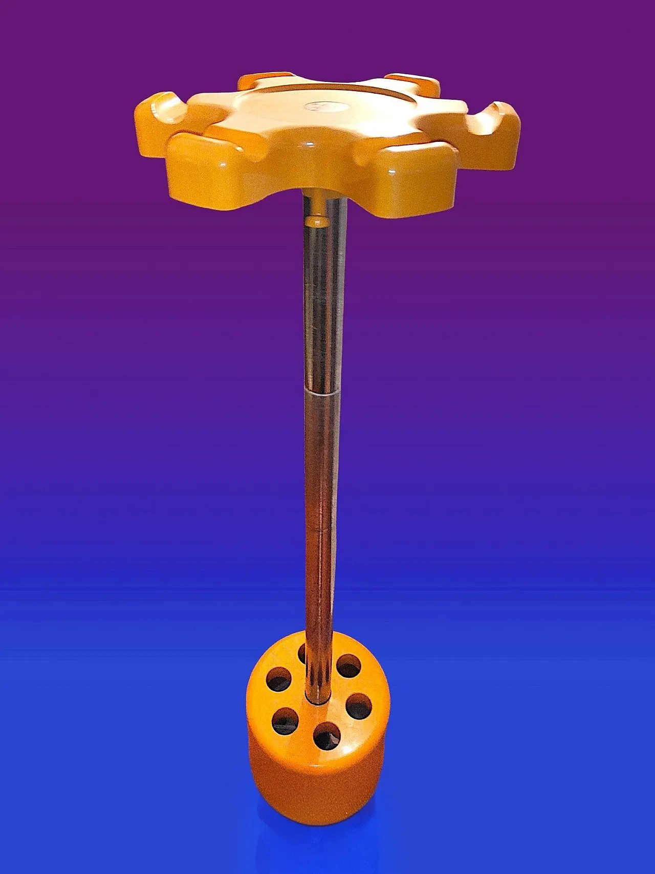 Appendiabiti modello Vip di Lucchi & Orlandini per Velca, anni '70 6